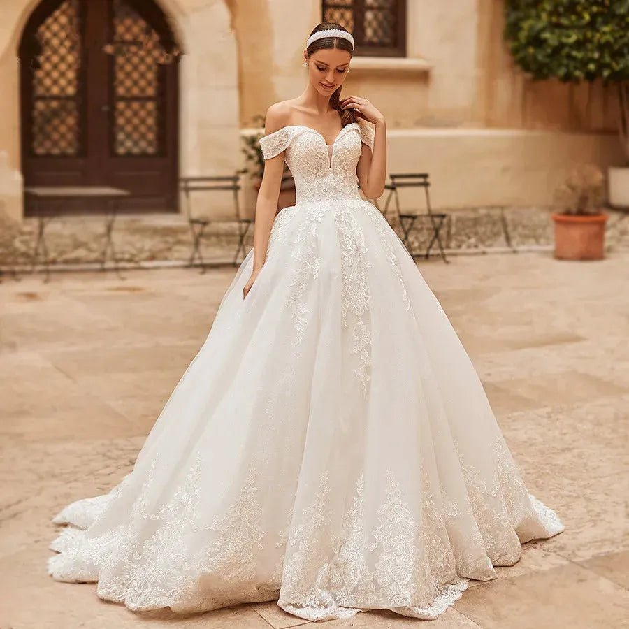 DREAM Princess Sparkly Off Shoulder Wedding Dress Elegant Sweetheart Lace Up Ball Gown Lace Appliques Bridal Gown Robe De Mariee White