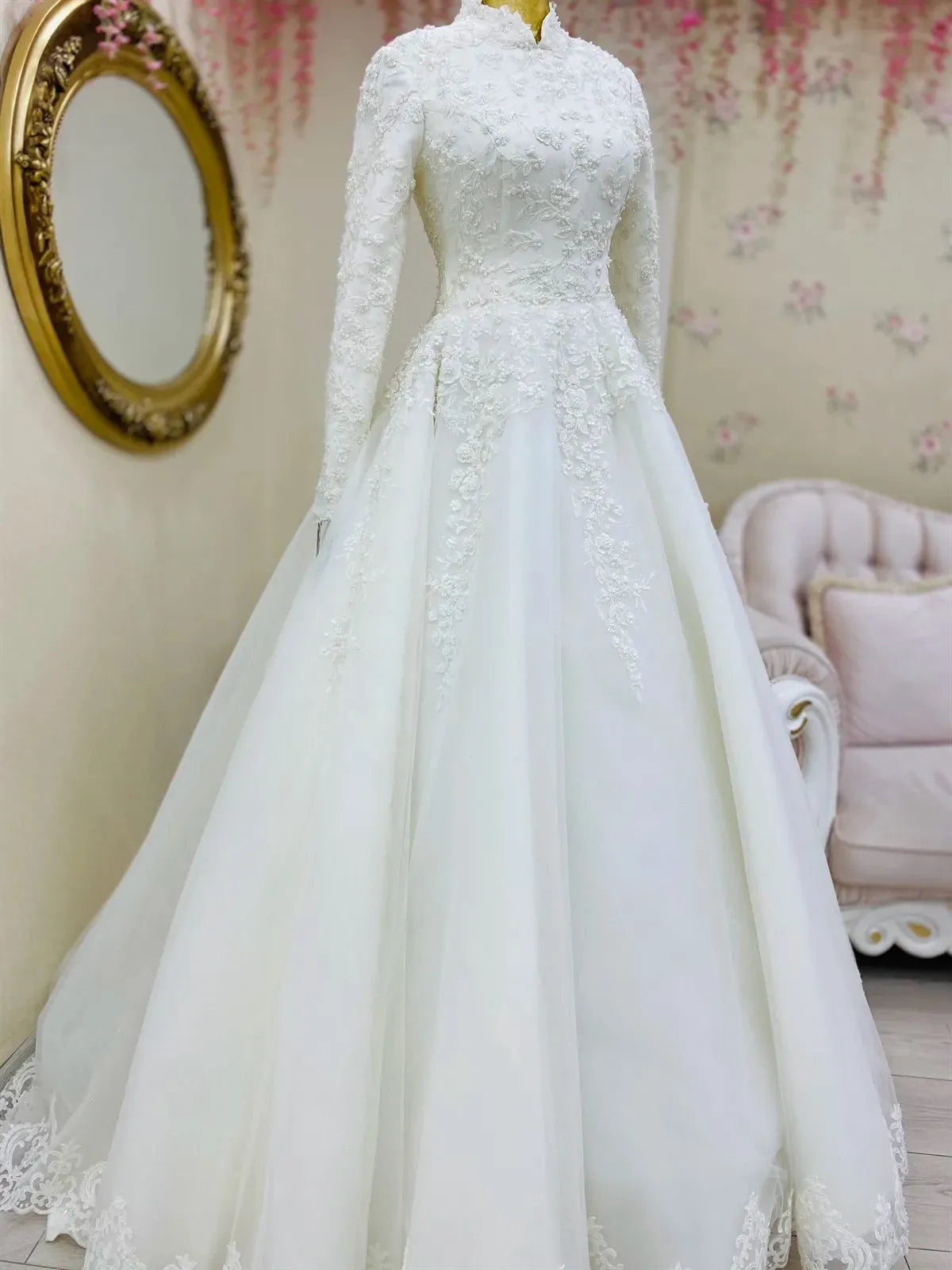Lace Appliques Long Sleeve Muslim Wedding Dress for Bride High Neck Dubai Saudi Arabia Bridal Gowns Vestido De Novia WHITE