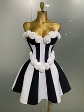 2025New Women Flower Decoration Strapless Black White Stripe Bandage Short Dress Cocktail Party Elegant Evening Club Party Dress