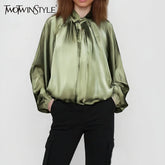 TWOTWINSTYLE Solid Spliced Folds Casual Jackets for Women Lapel Long Sleeves Patchwork Zipper Temperament Jacket Femlae Fashion