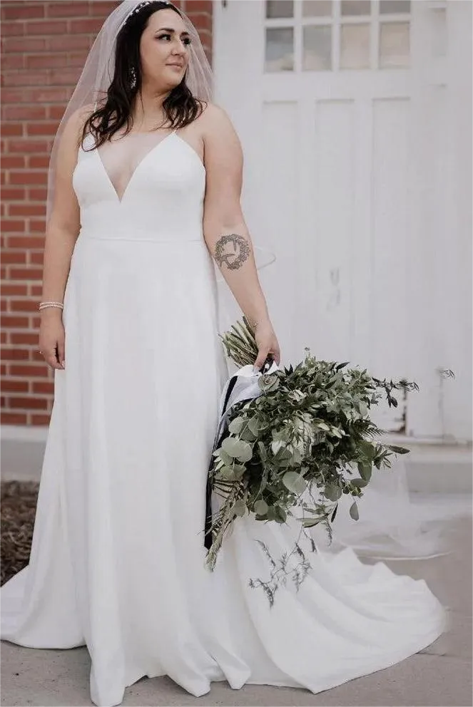 Beach Spaghetti Satin Wedding Dress Sleeveless Backless Big Size Bridal Gowns Simple Train Beach Bride Dress
