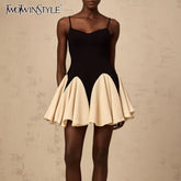 TWOTWINSTYLE Hit Color Temperament Dresses for Women Square Neck Sleeveless Patchwork Ruffles Minimalism Dress Female Clothing