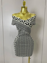 High Quality 2025 Women Sexy Jacquard Slash Neck Off Shoulder Bodycon Mini Bandage Dress Elegant Evening Birthday Party Dress