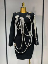 Luxury Birthday Dress Women Beading Diamond Black Bodycone Bandage Wrapped Hip Dress Elegant Long Sleeves Evening Party Gown