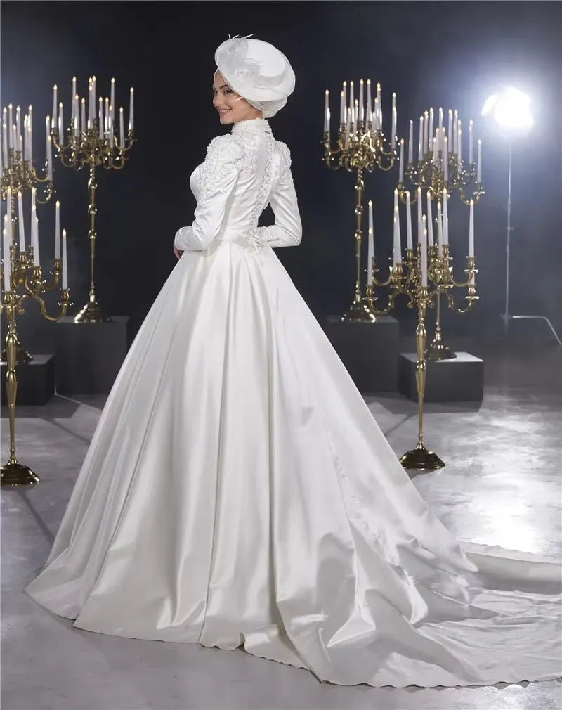 Luxury Satin Islamic Wedding Gown Ivory Muslim Bridal Dress for Bride Long Sleeves Appliques Beads Vestidos De Novia