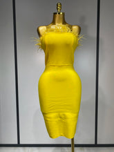 Women Sexy Backless Yellow Bodycon Bandage Dress Strapless Celebirty Elegant Feather Dresses Luxury Birthday Club Party Outfit