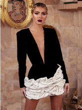 Women Winter Celebrity Sexy Long Sleeve Diamonds Beading Black Mini Bodycon Bandage Dress 2025 Elegant Evening Club Party Dress