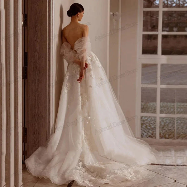 Exquisite Wedding Dresses A-Line Tulle Tiered Bridal Gowns Lace Appliques Off The Shoulder Robes Vintage Vestidos De Novia