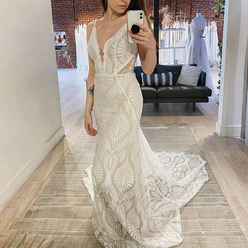 Beach Spaghetti Straps Lace Wedding Dress Boho Bride Gowns Backless Custom Made Deep V-Neck Rustic Long Mermaid Bridal Bohemian
