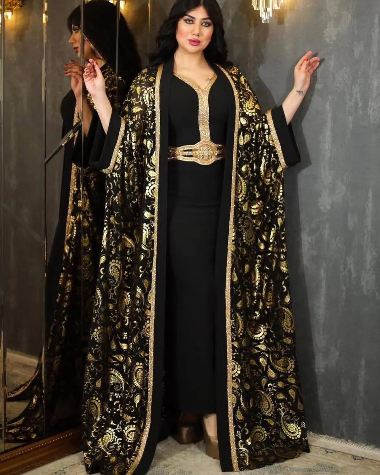 Moda musulmana Eid al-adha de dos piezas con estampado dorado con cuello en V Abaya y chaleco vestido largo sobre prendas ropa árabe para mujer