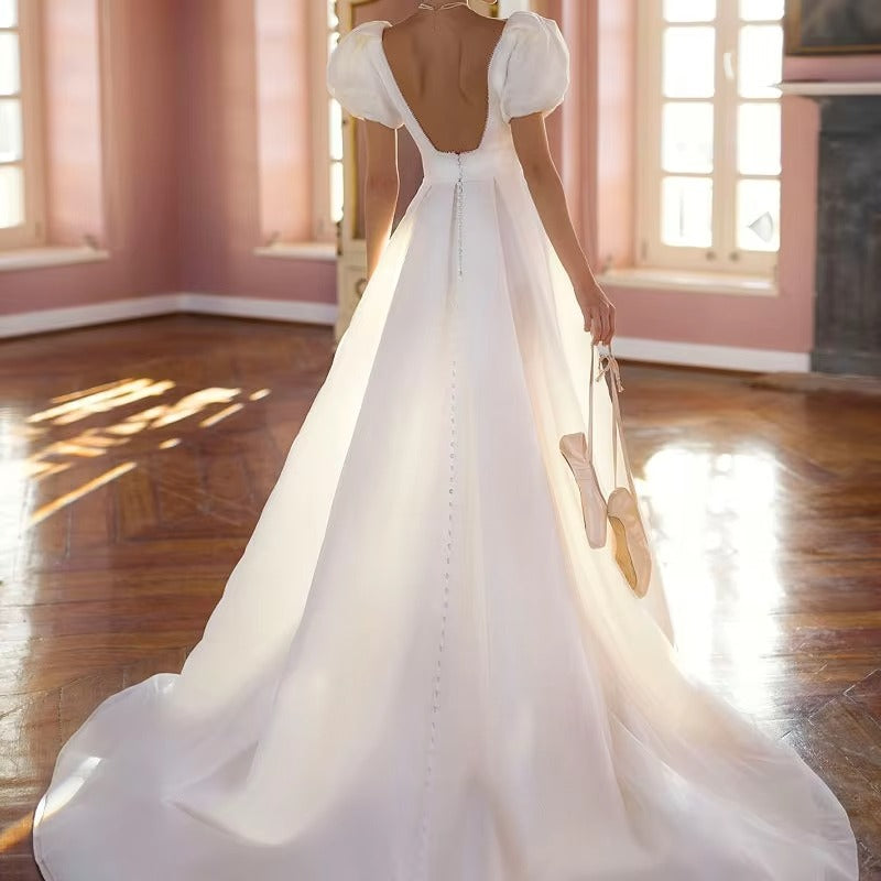 V vestido de noiva de pescoço Gelinlik Slit Salia Biço Berço Berço brilhante De Novia Mangas curtas sem costas MARIAGE