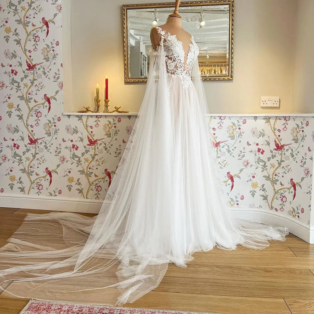 Sexy Illusion Spitzen Applikationen Strand Hochzeitskleid Boho abnehmbare Tüllhülle Chic Brautkleider