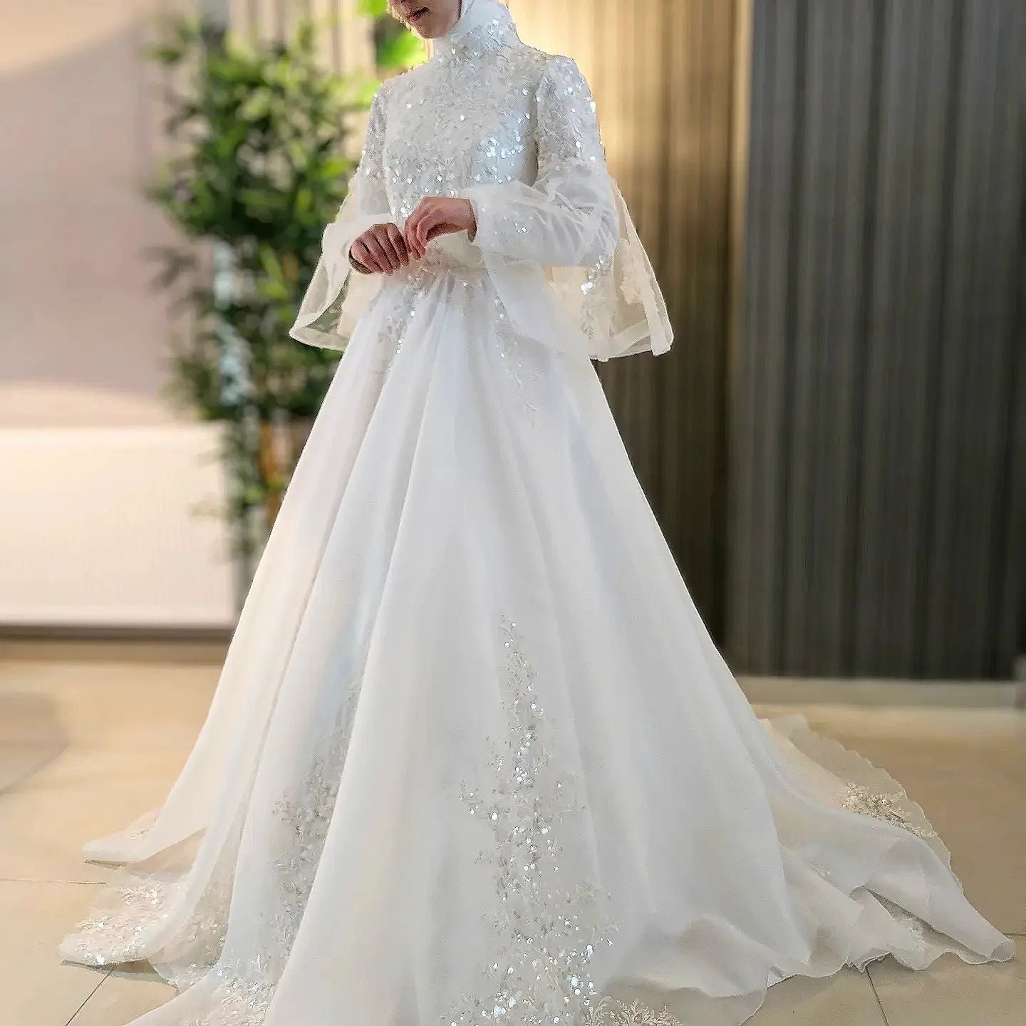 Hoher Nacken voller Ärmeln muslimisches Hochzeitskleid Arabisch Dubai Brautkleid für Braut Spitze Perlen Hijab Robe de Mariée Prinzessin