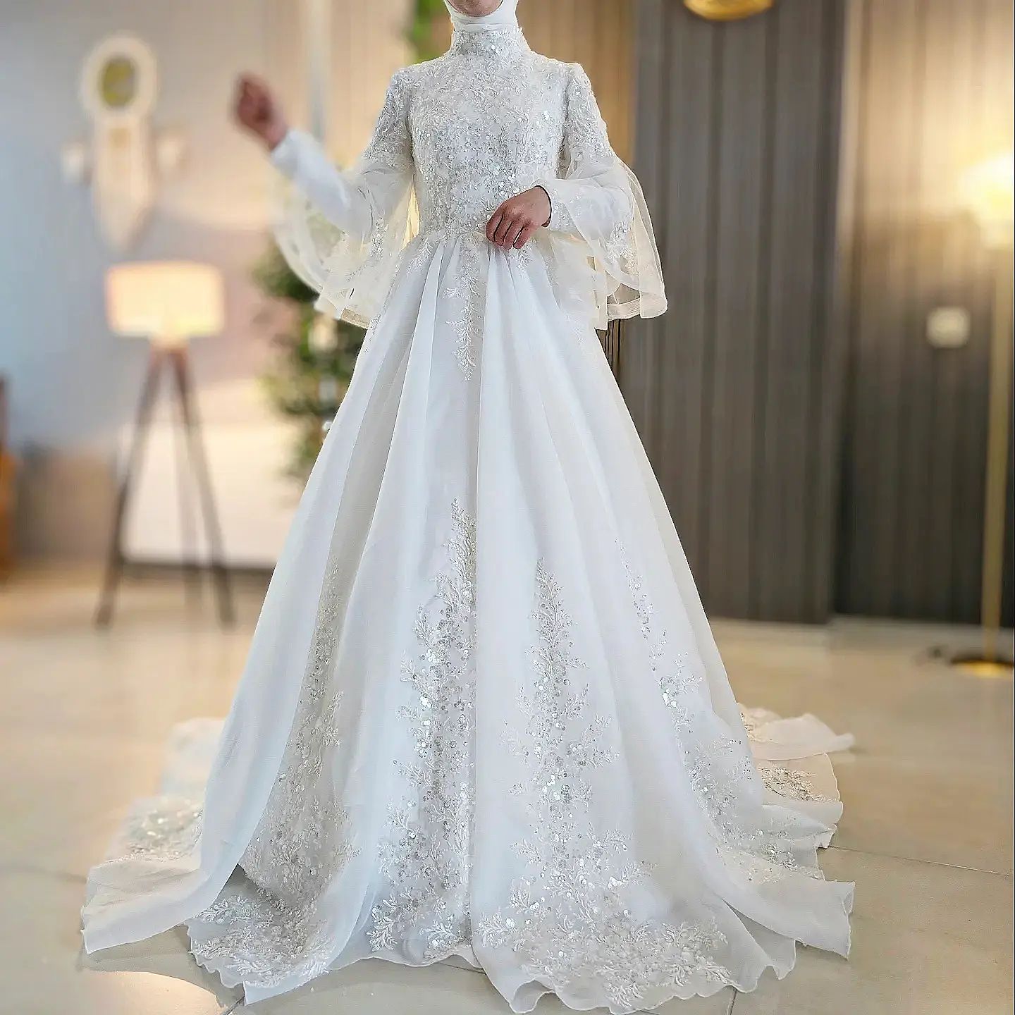 Hoher Nacken voller Ärmeln muslimisches Hochzeitskleid Arabisch Dubai Brautkleid für Braut Spitze Perlen Hijab Robe de Mariée Prinzessin