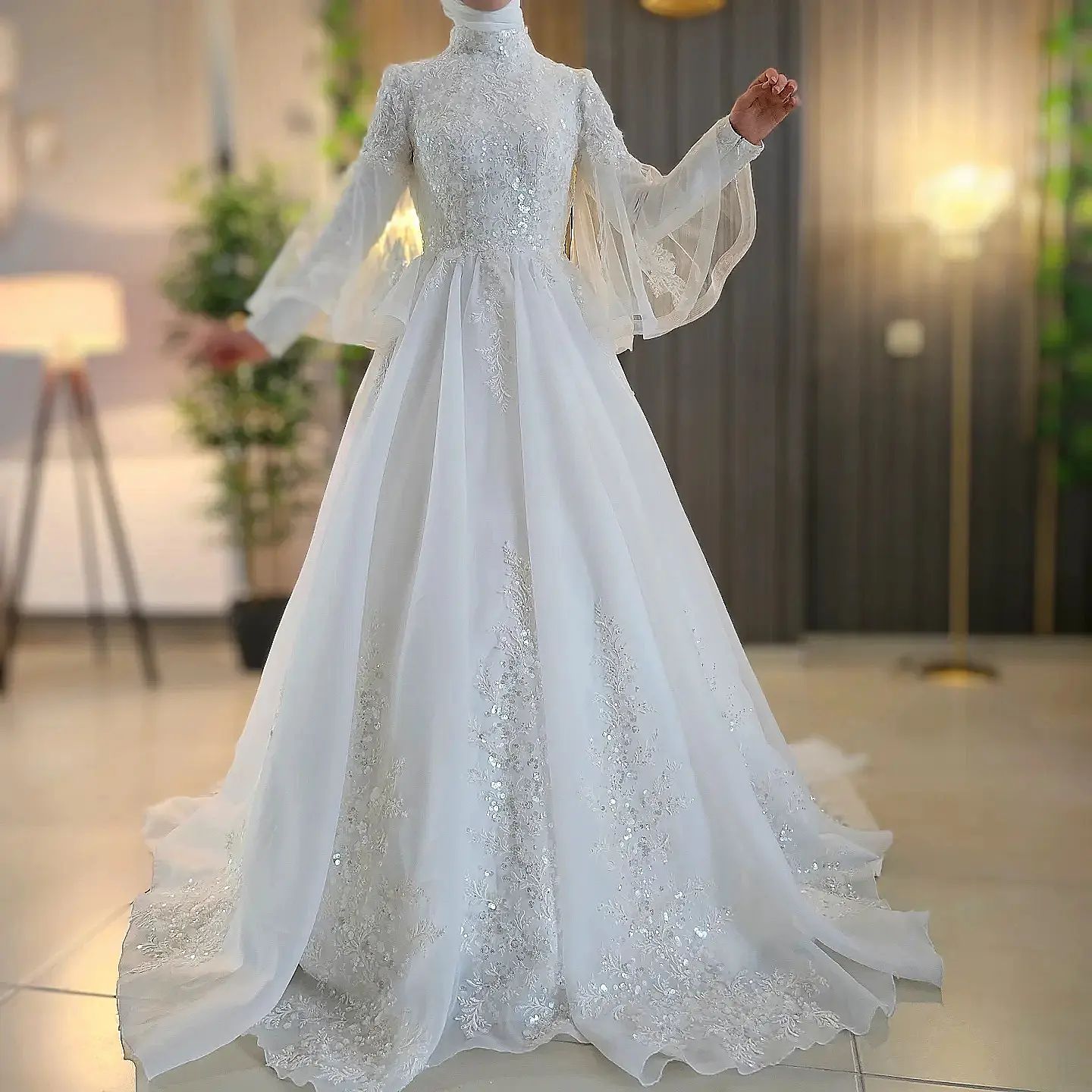 Vestido de casamento muçulmano de mangas cheias de pescoço vestido de noiva árabe dubai para a noiva Hijab Robe de Mariée Princesse