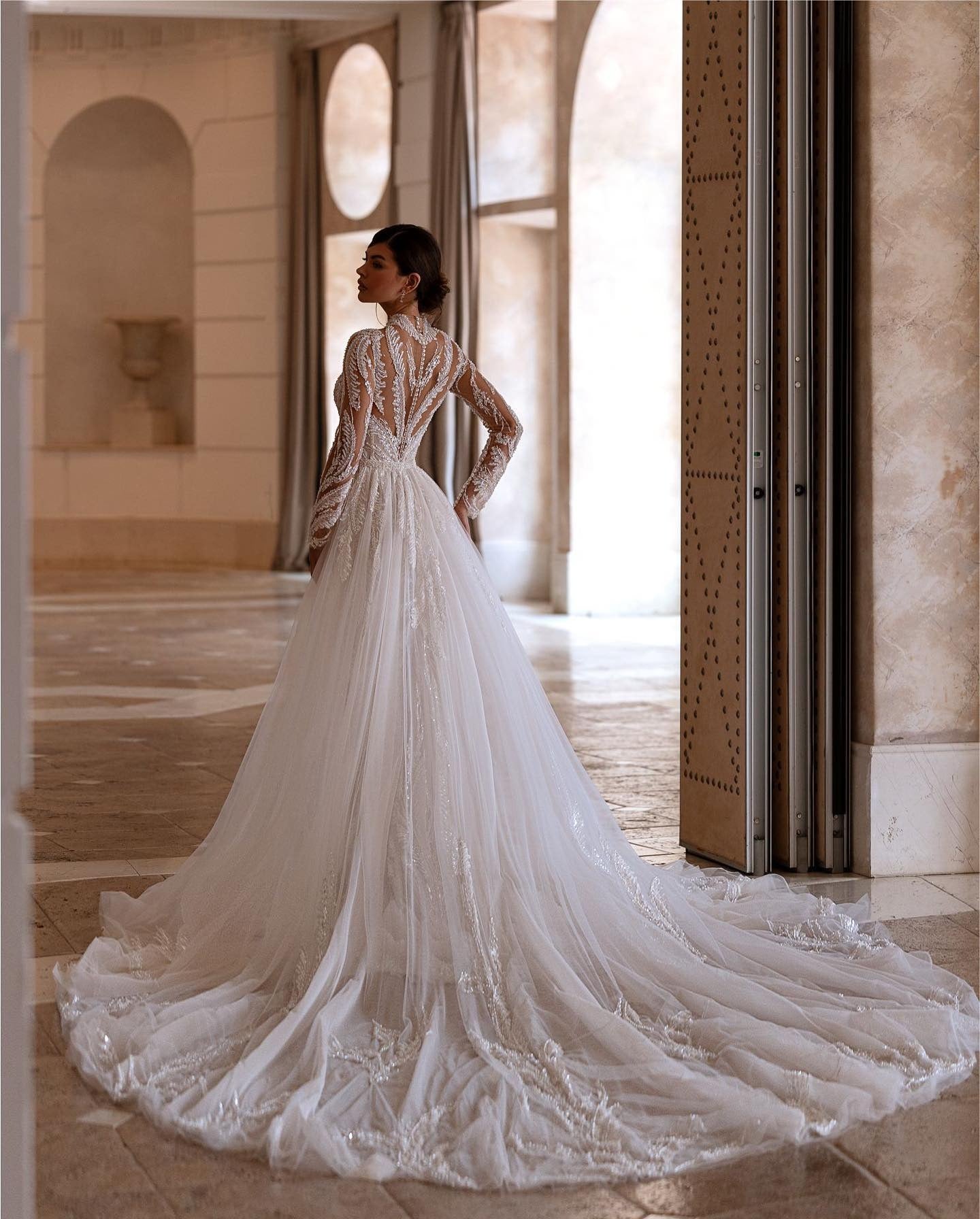 Abito da sposa a maniche lunghe modeste con paillettes scintillanti per perle per perle per perle per la sposa elegante abito da sposa a-line Robe de mariée