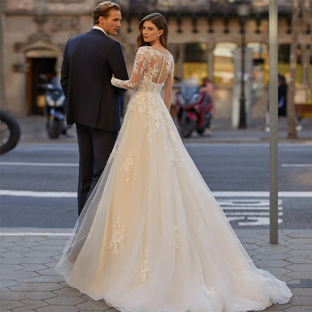 Exquisite V-Neck Wedding Dresses For Woman Illusion Back Bridal Gown Applique A-Line Hochzeitskleider Damen Große größe