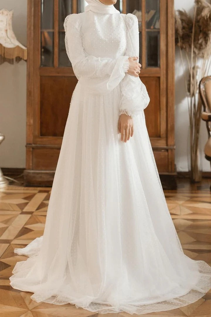 White Long Sleeves Dubai Wedding Gown A-line High Neck Dotted Tulle Modest Muslim Bridal Dress for Bride Robe De Mariée