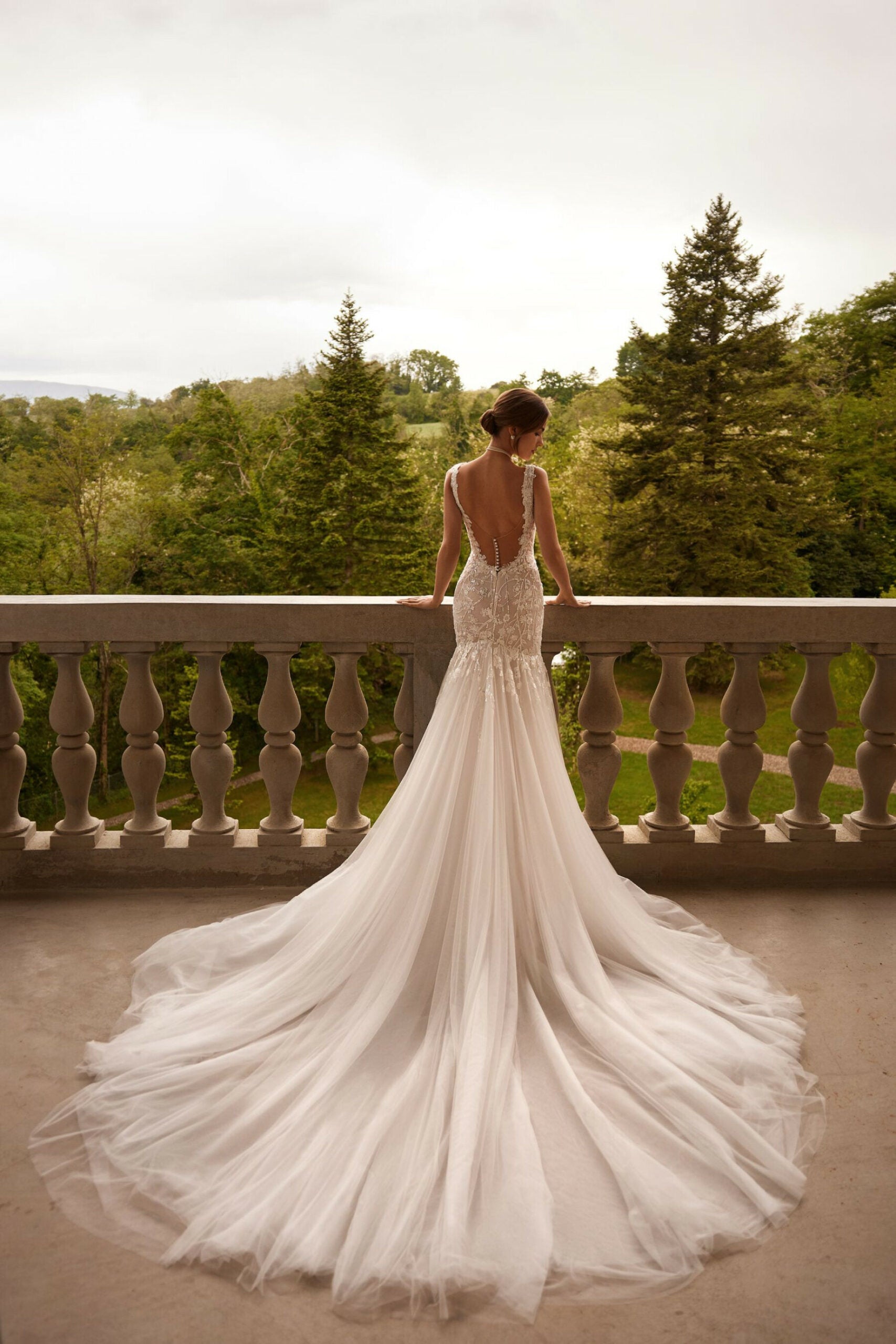 Robe De mariée débardeur tendance pour femmes, paillettes, perles, col en v, Appliques en dentelle, traîne Court, personnalisée 