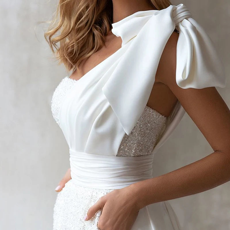 Elegancka krótka suknia ślubna Suknia ślubna długa zamiatanie Seks Seksowne ramię w Bow Backless Back Bridal Suknia Vestido de noiva