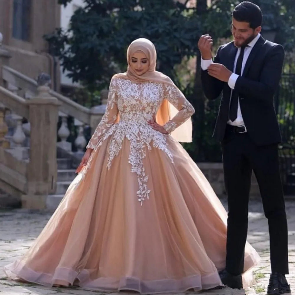 Elegante arabisch -muslimische 2024 Ballkleid Brautkleider hoher Nacken Langarmes Brautkleider Spitze Tüll Sweep Zug Roben de Mariee