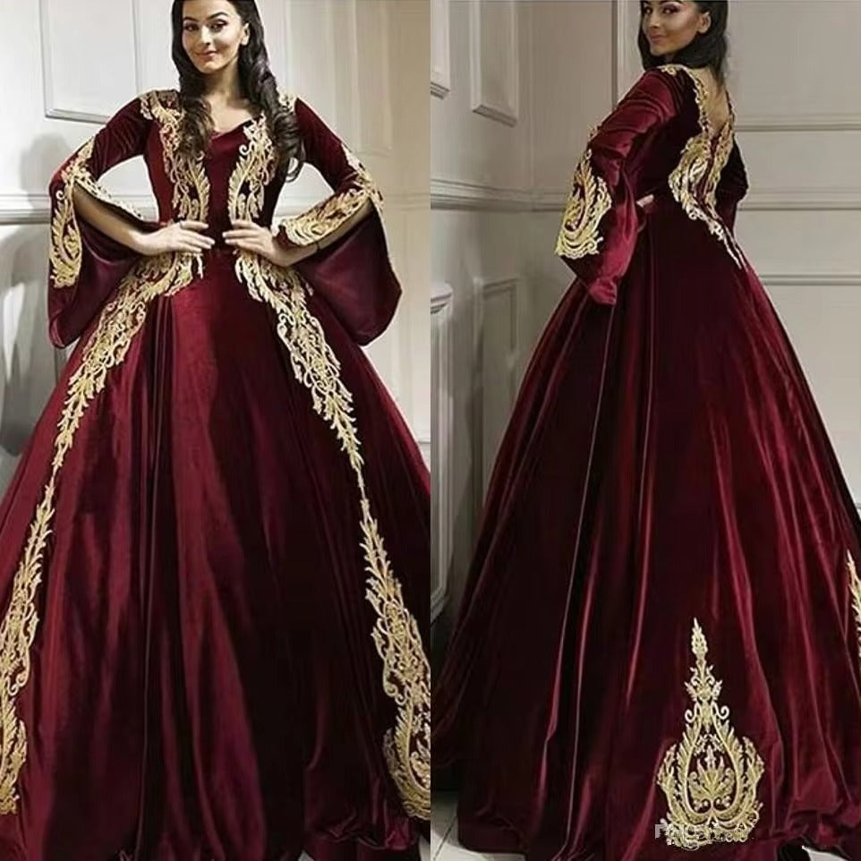 Arabisch gouden kanten Appliqued Velvet Evening Jurken Bourgondië Lange mouwen Prom feestjurken Dubai Robe Soiree Kaftan -jurken