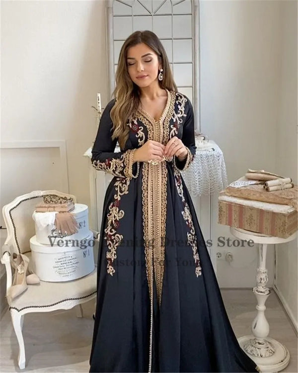 Moroccan Kaftan Evening Dresses Long Sleeves Lace Pattern Embroidery Formal Dress Navy Blue Floor Length Outfit