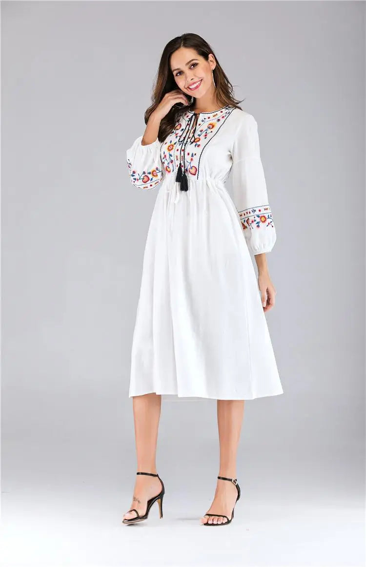 Abito ricamato ucraino Vyshyvanka allaccia su Boho Etnic Summer Ladies Women Hippie Dresses Hoilday Fashion