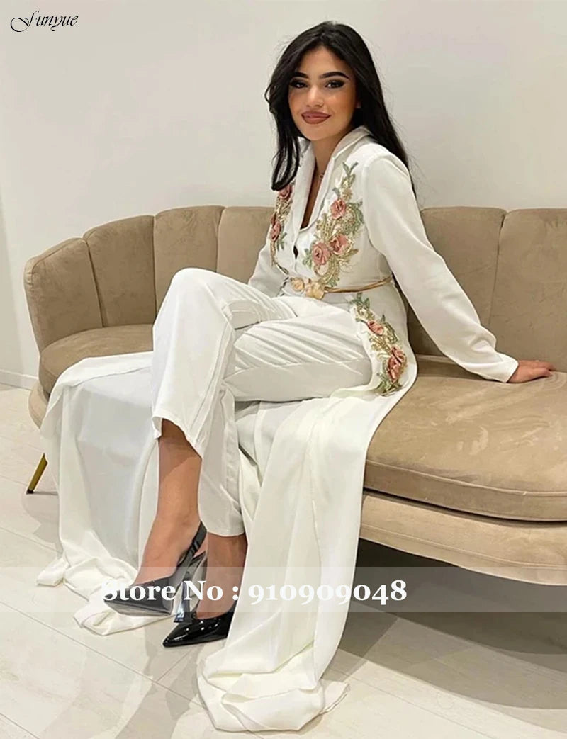 White Moroccan Caftan Long Sleeves Evening Dress Pantsuit Floral Lace Dubai Arabic Formal Prom Dress Robes De Soirée De Mariage