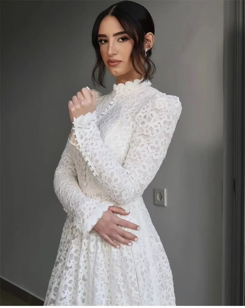 Haohao Modest High Neck Full Lace a linea Abiti da sposa Abiti lunghi bottoni a collo alto Country Church Vintage Bridal Gowns