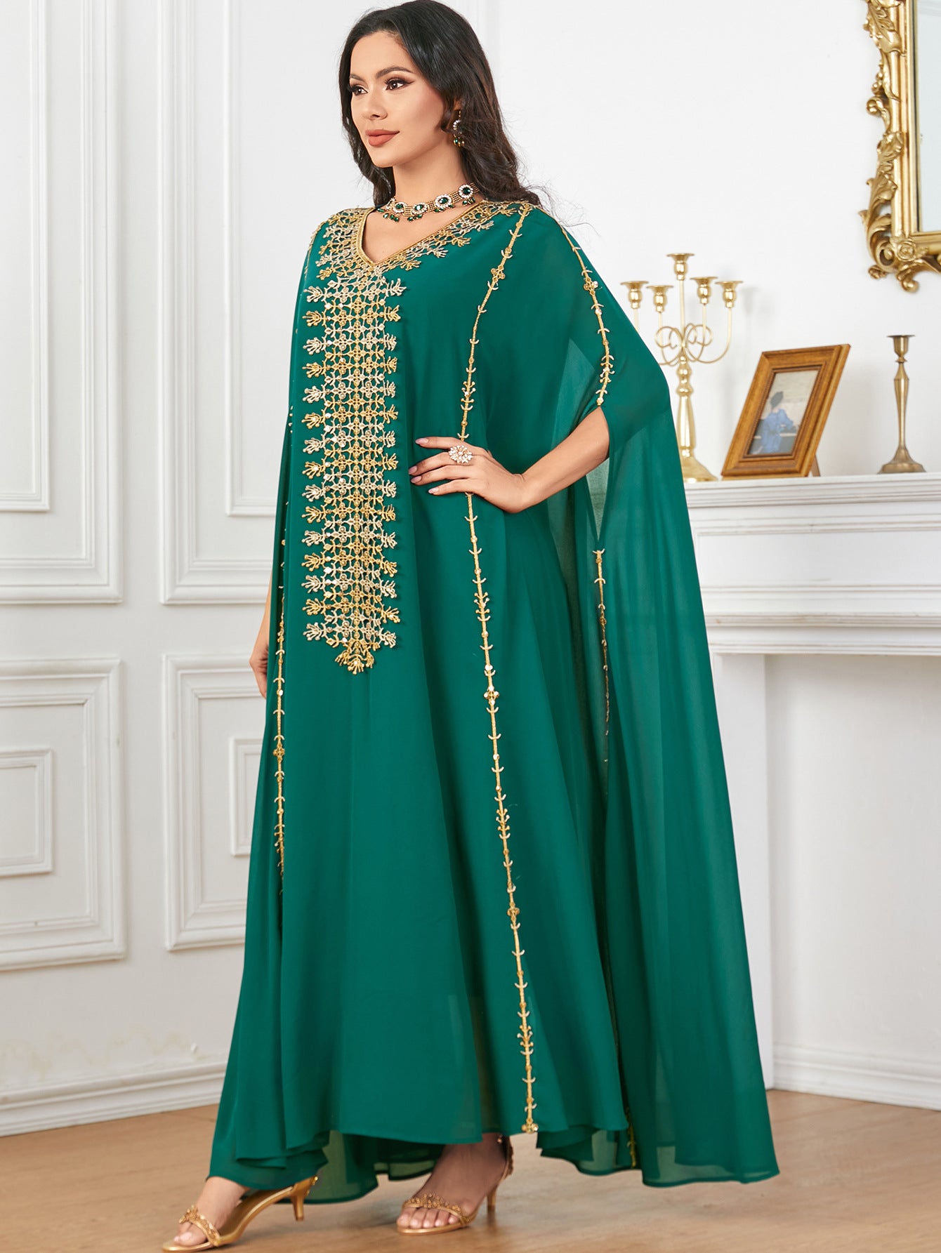 Mode elegante solide Applikationen Party Lange Kleider marokkanischer Kaftan Islam Kleidung türkischer afrikanischer Abayas Super -Ärmel