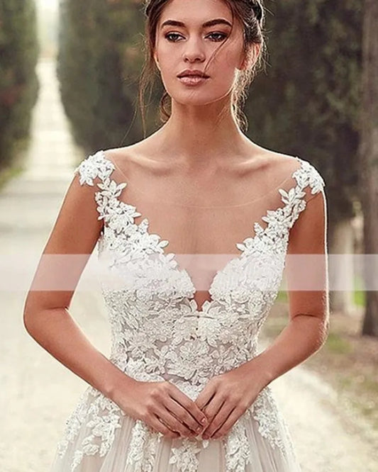 Sexy Elegant V-Neck Wedding Dress A-Line with Lace Appliques Backless Cap Sleeve Brush Train Bride Gown Simple Vestidos de novia