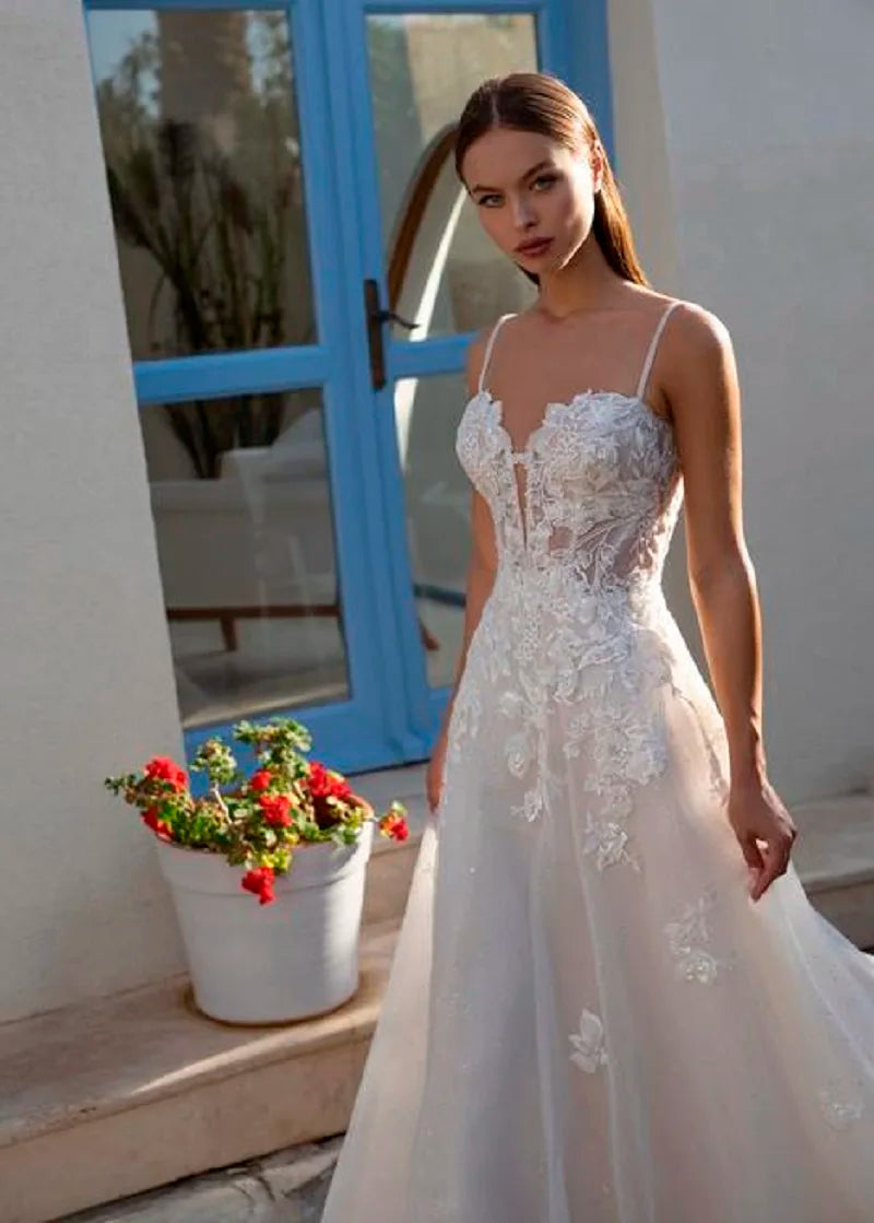 Spaghetti Strap Tulle Vintage Wedding Dresses Sweetheart Lace Appliques Beading Beach Bride Gown Vestidos De Novia
