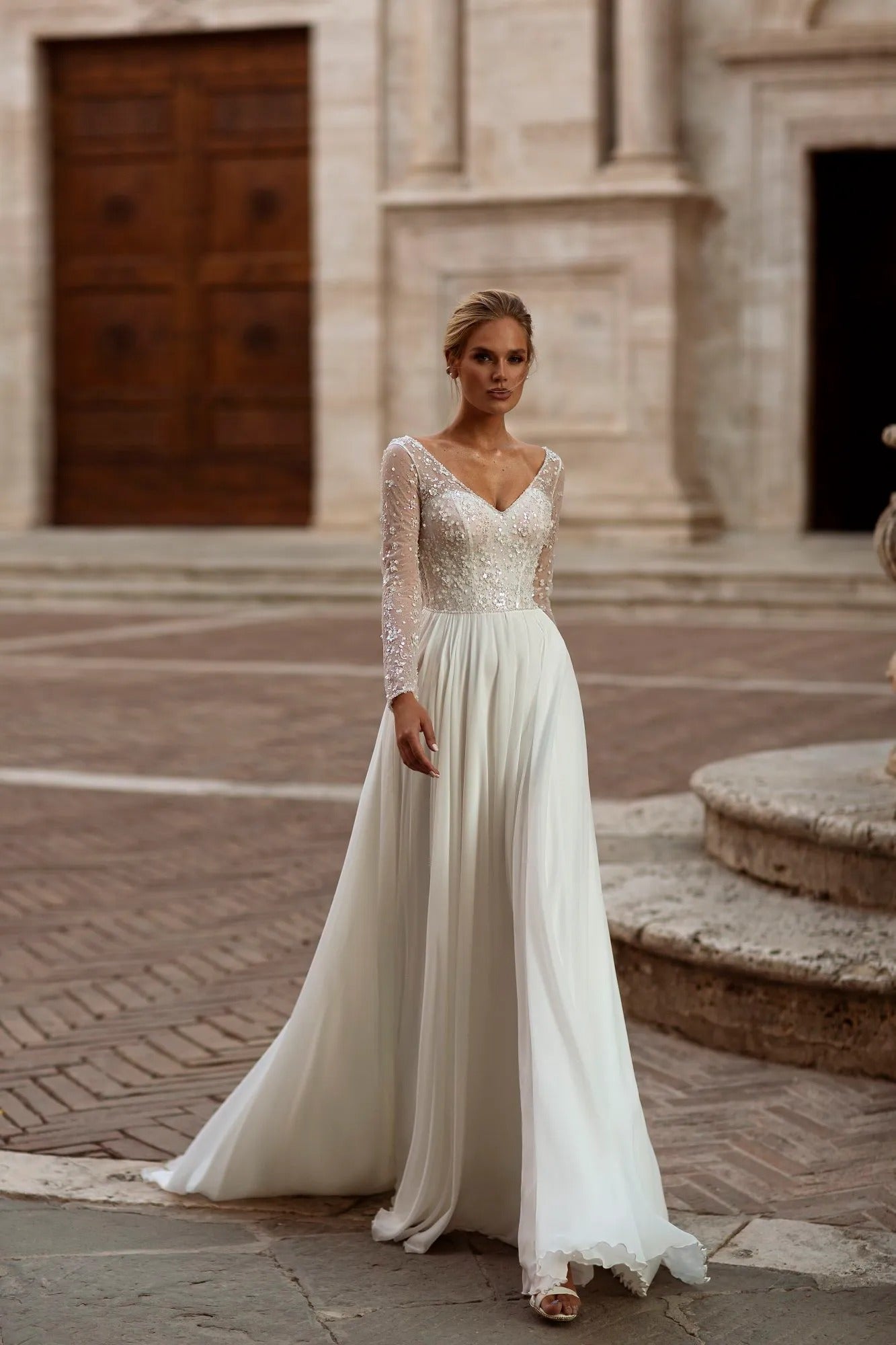 Vestidos de novia bohemios de manga larga, vestido de novia con lentejuelas y cuello en V, vestidos de novia de gasa con cuentas 