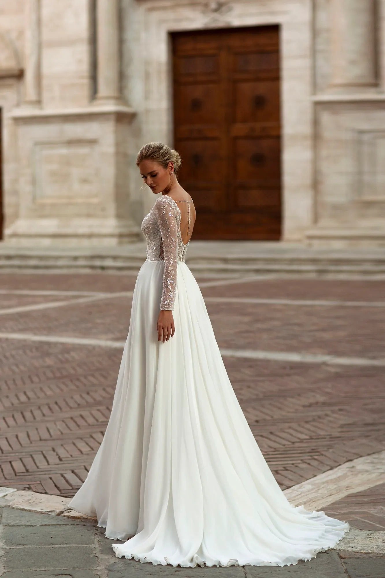 Vestidos de novia bohemios de manga larga, vestido de novia con lentejuelas y cuello en V, vestidos de novia de gasa con cuentas 