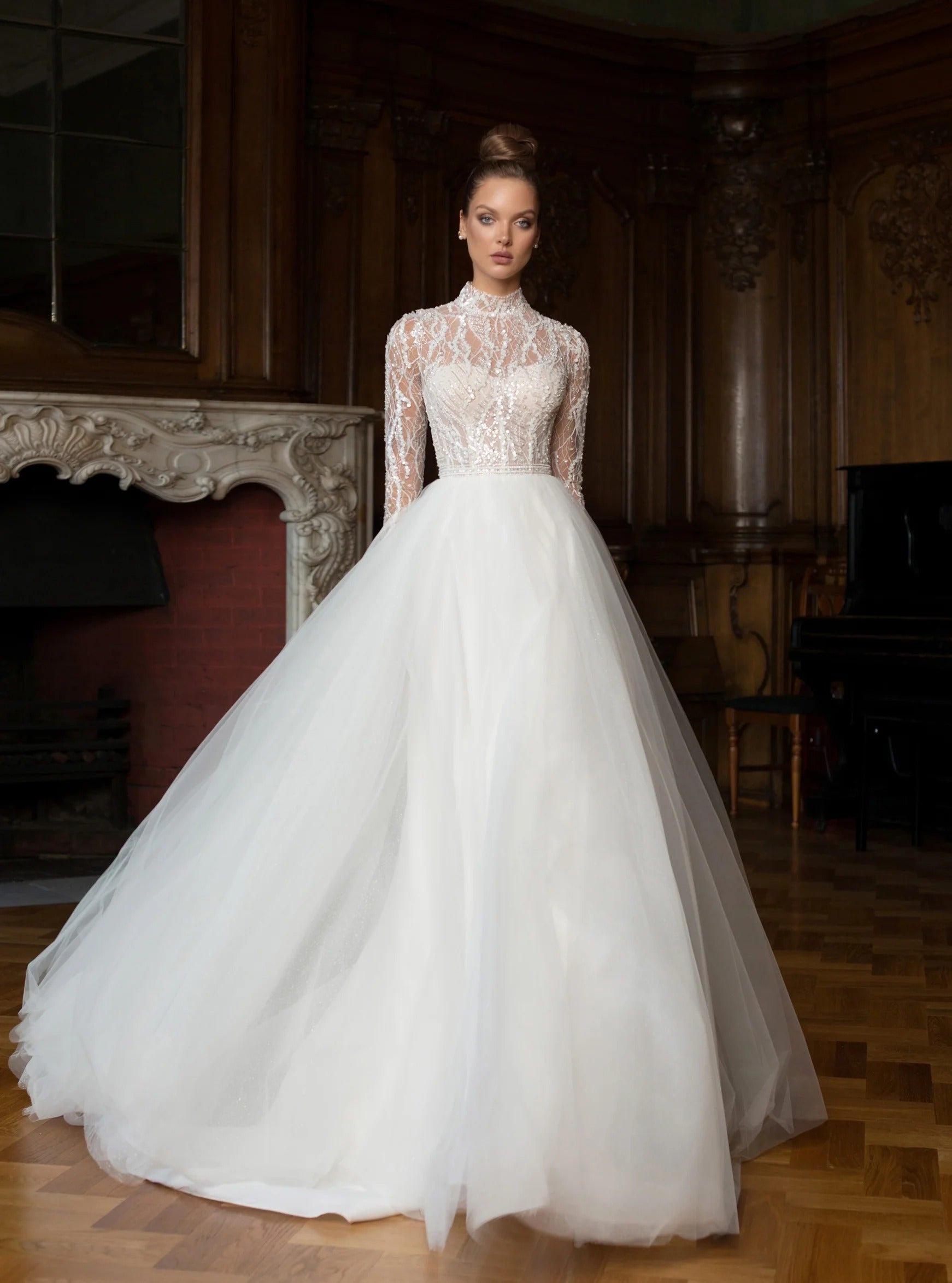 Lismo lismo scintillante sequestro o-secco Vestidos de novi A-line Tulle abiti da sposa eleganti illusione Lunghezza del pavimento a maniche lunghe