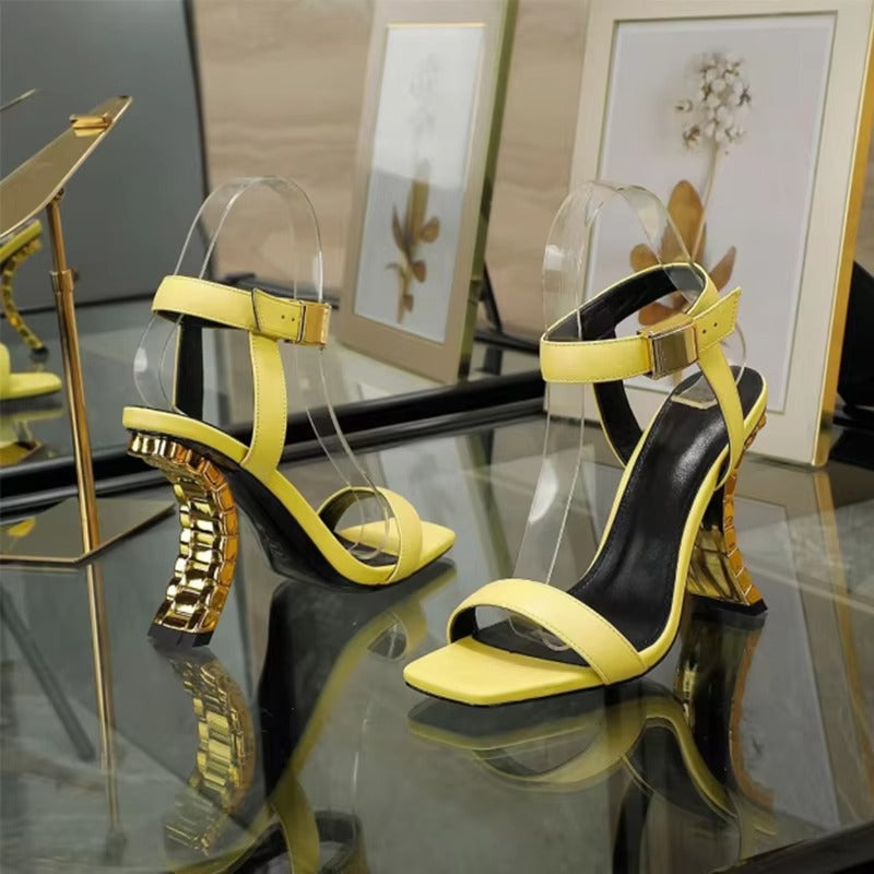 Montre à talons hauts en métal pour femmes, sandales à bout carré, Style étrange, nouvelle mode d'été, chaussures de fête, défilé 