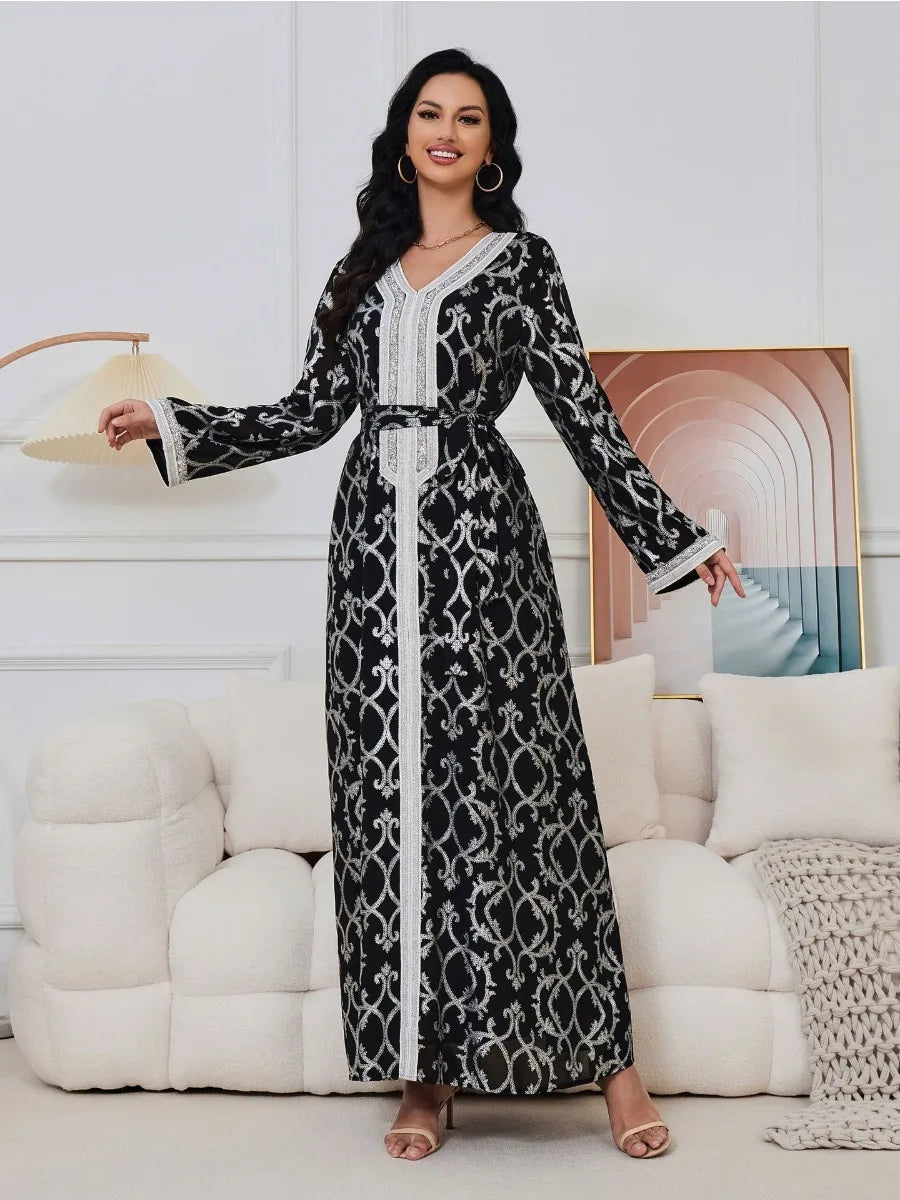 عباية سوداء مسلمات يرتدين ملابس ذهبية بختم الماس بحزام فستان سادوي بأكمام طويلة V-Neck Daily Casual Kaftan