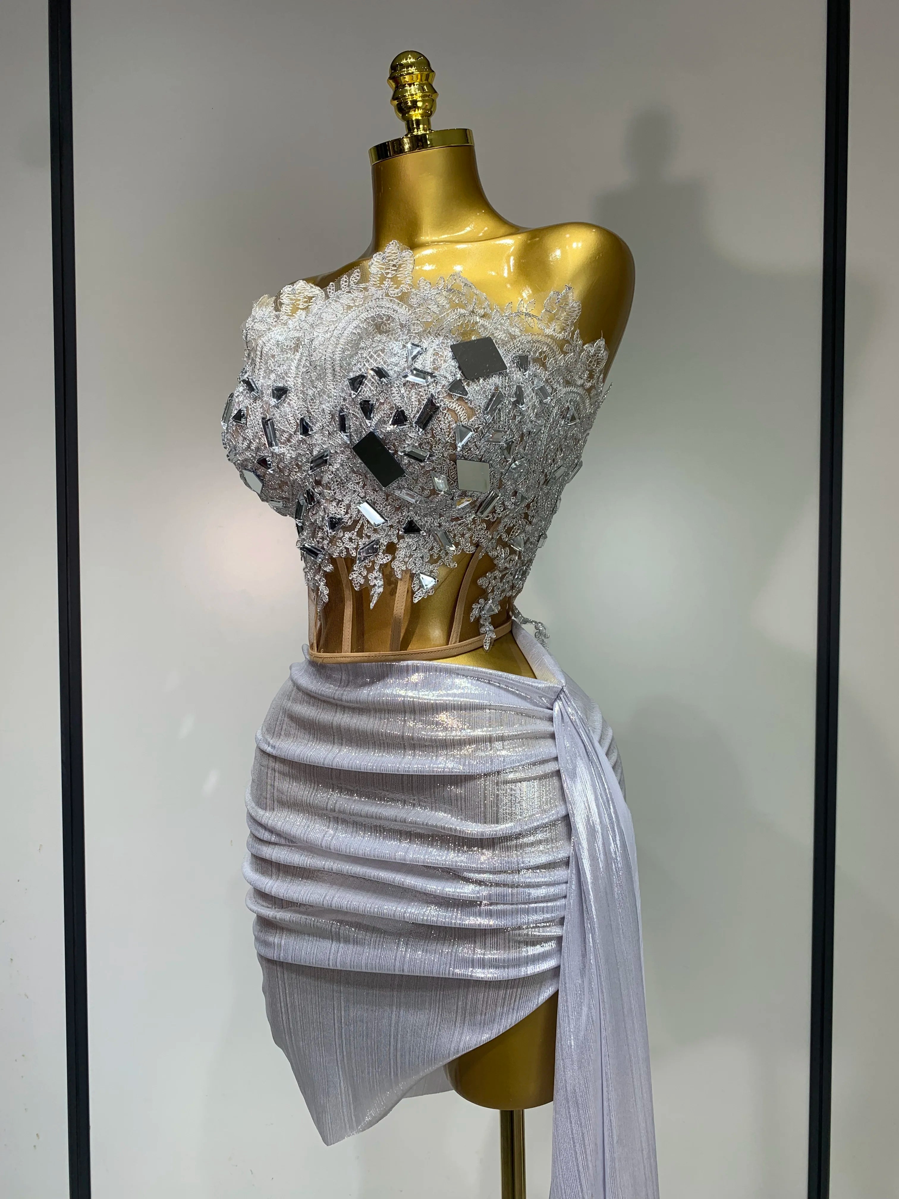 est 2025 Sparkly Blue Crystals Sequins Sexy Strapless Short Dress for Women Party Birthday Nightclub Singer Dancer Stage Wear