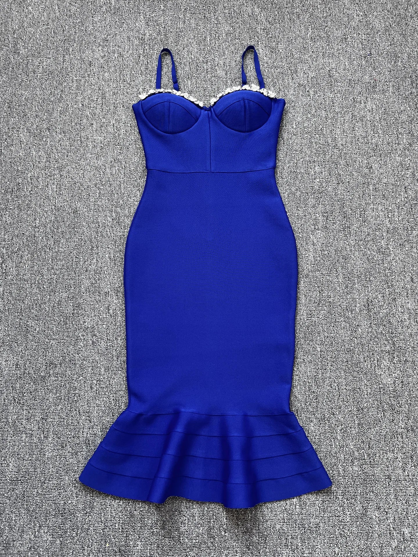 Women Sexy Long Style Fashion Bandage Dress Rayon Backless V Camisole Slim Bodycon Fashion Ruffle Edge Celebrity Party Dress