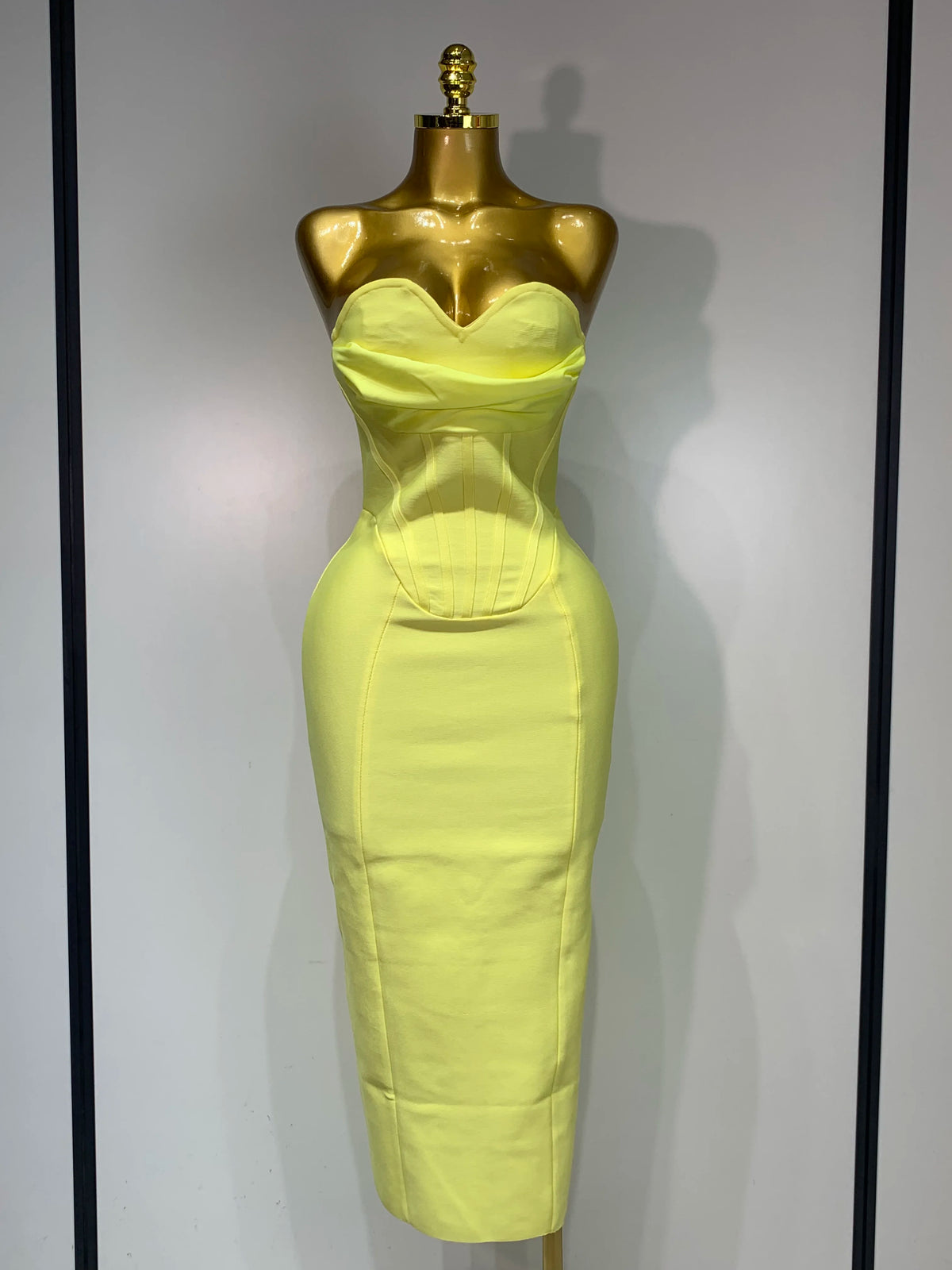 Newest 2025 Women Strapless Sexy Yellow Stretch Bodycon Bandage Dress Elegant Evening Party Luxury Birthday Celebrity Prom Gown