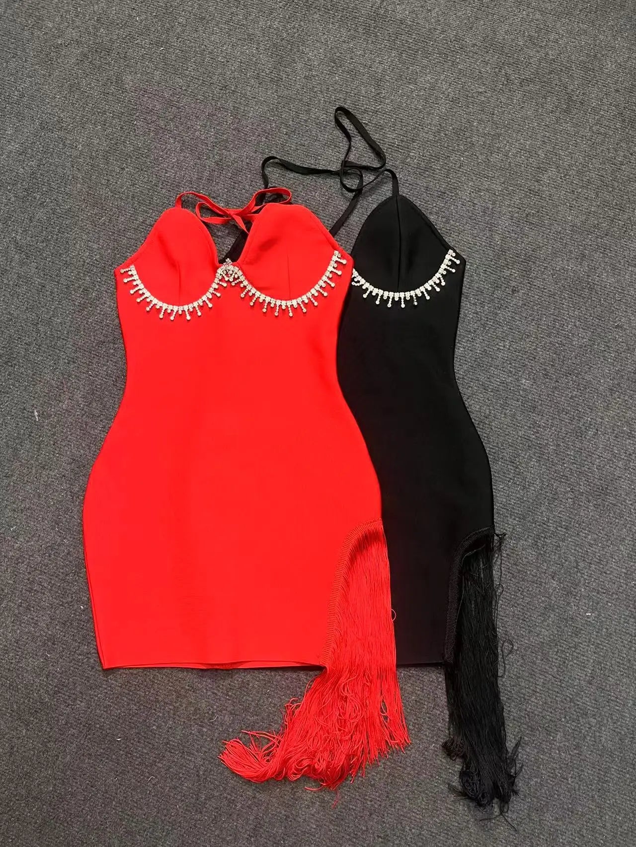 Red Black Color Women Sleeveless Sexy V-Neck Bodycon Bandage Mini Dress Celebrate Nightclub Party Birthday Outfit Vestido