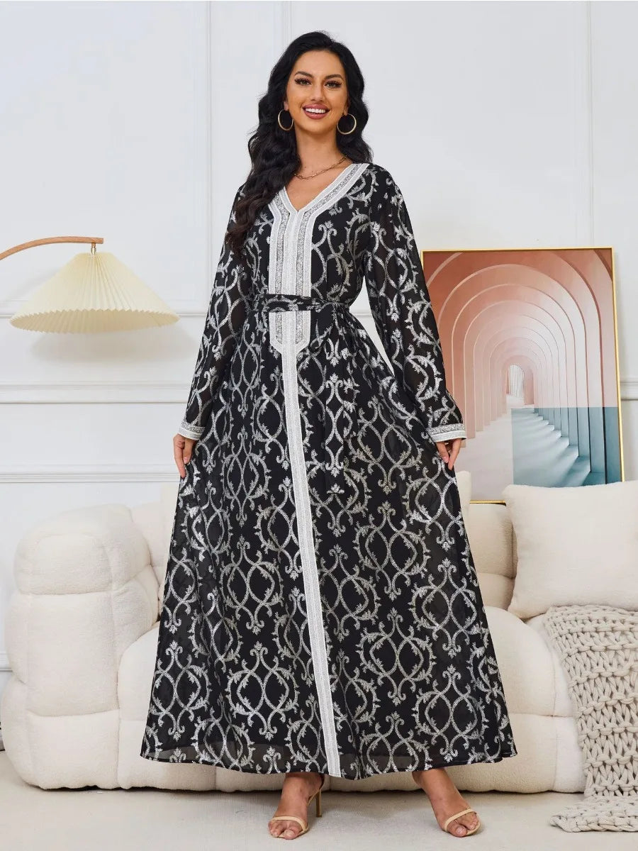 عباية سوداء مسلمات يرتدين ملابس ذهبية بختم الماس بحزام فستان سادوي بأكمام طويلة V-Neck Daily Casual Kaftan