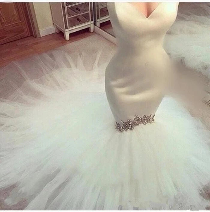 Abiti da sposa sexy a cuore cristalli di sirene vestidos de novi court treno abiti da sposa formali suknia slubna corsetto personalizzato