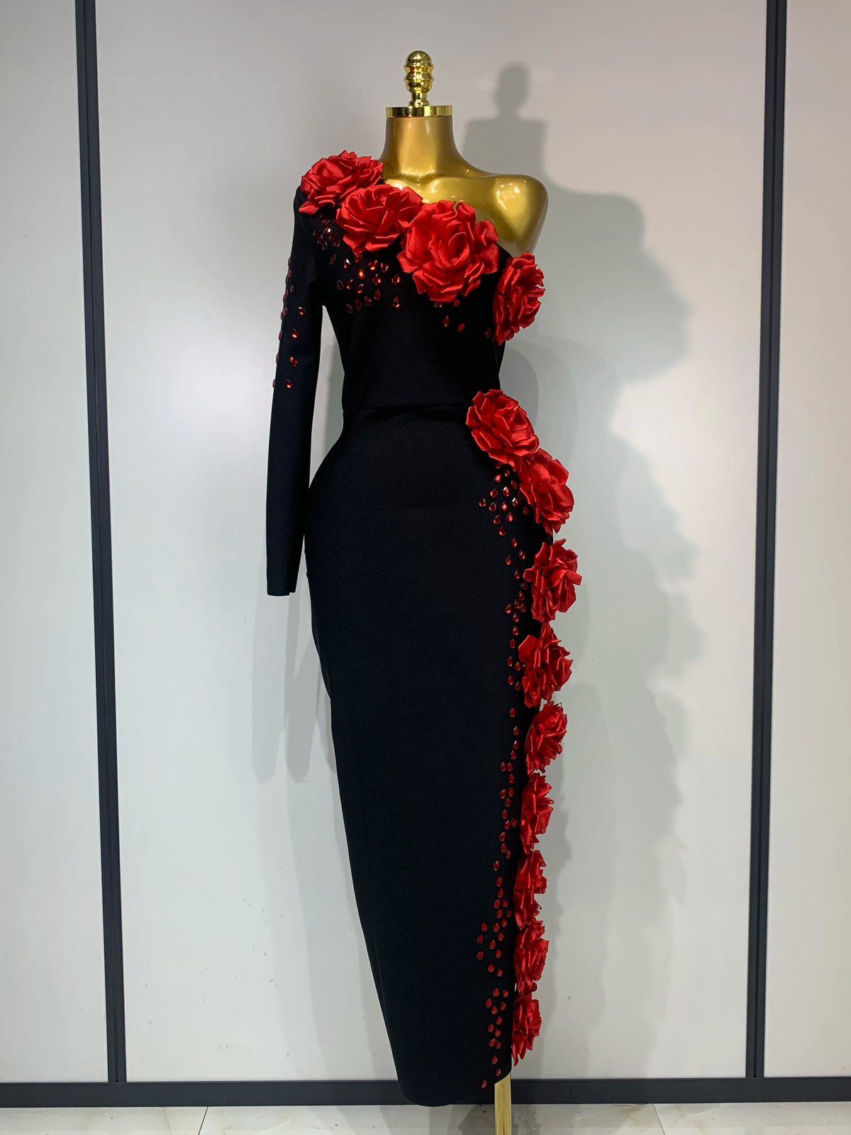 Women Luxury Black Single Sleeve Bandage Dress Red Appliquies Elegant Luxury Rhinestones Birthday Celebrity Evening Party Gowns