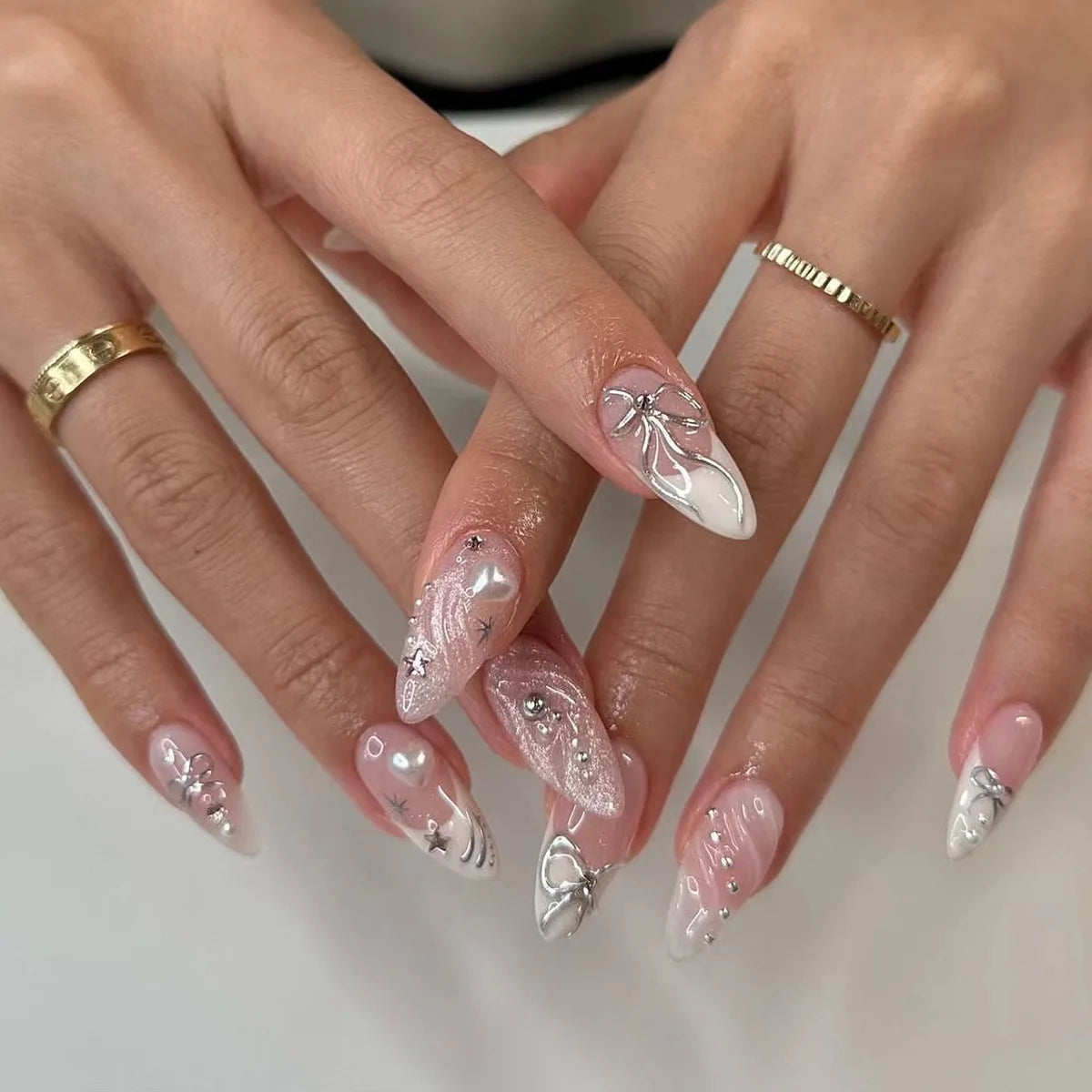 Handmade French Fake Nails Blush Pink Press on Nails 3D Alloy Bowknot Design Star Decor Wearable False Nails for Y2k Girls 24Pcs