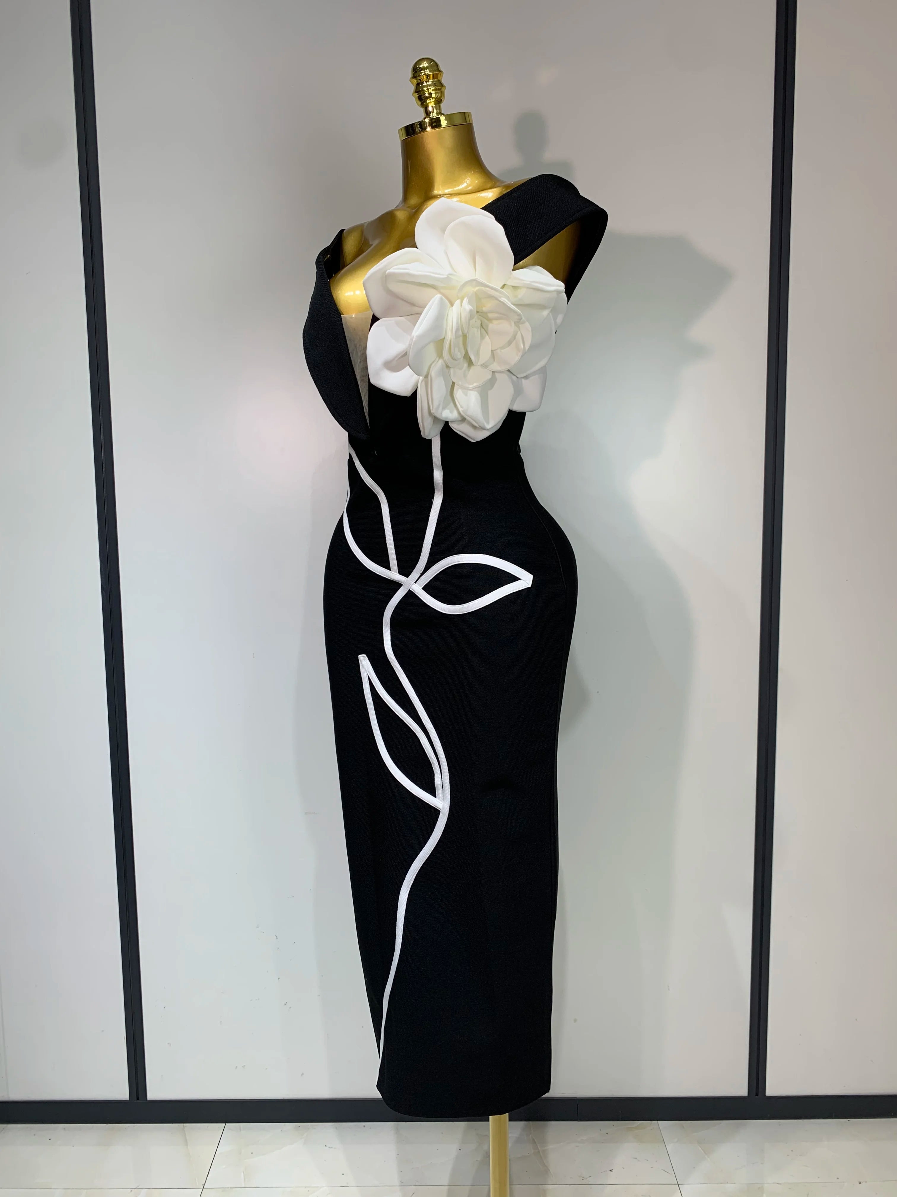 Women Sexy Off Shoulder Backless Bandage Dress Celebrity Elegant Flowers Evening Party Luxury Bithday Outfit Fashion Show Gowns