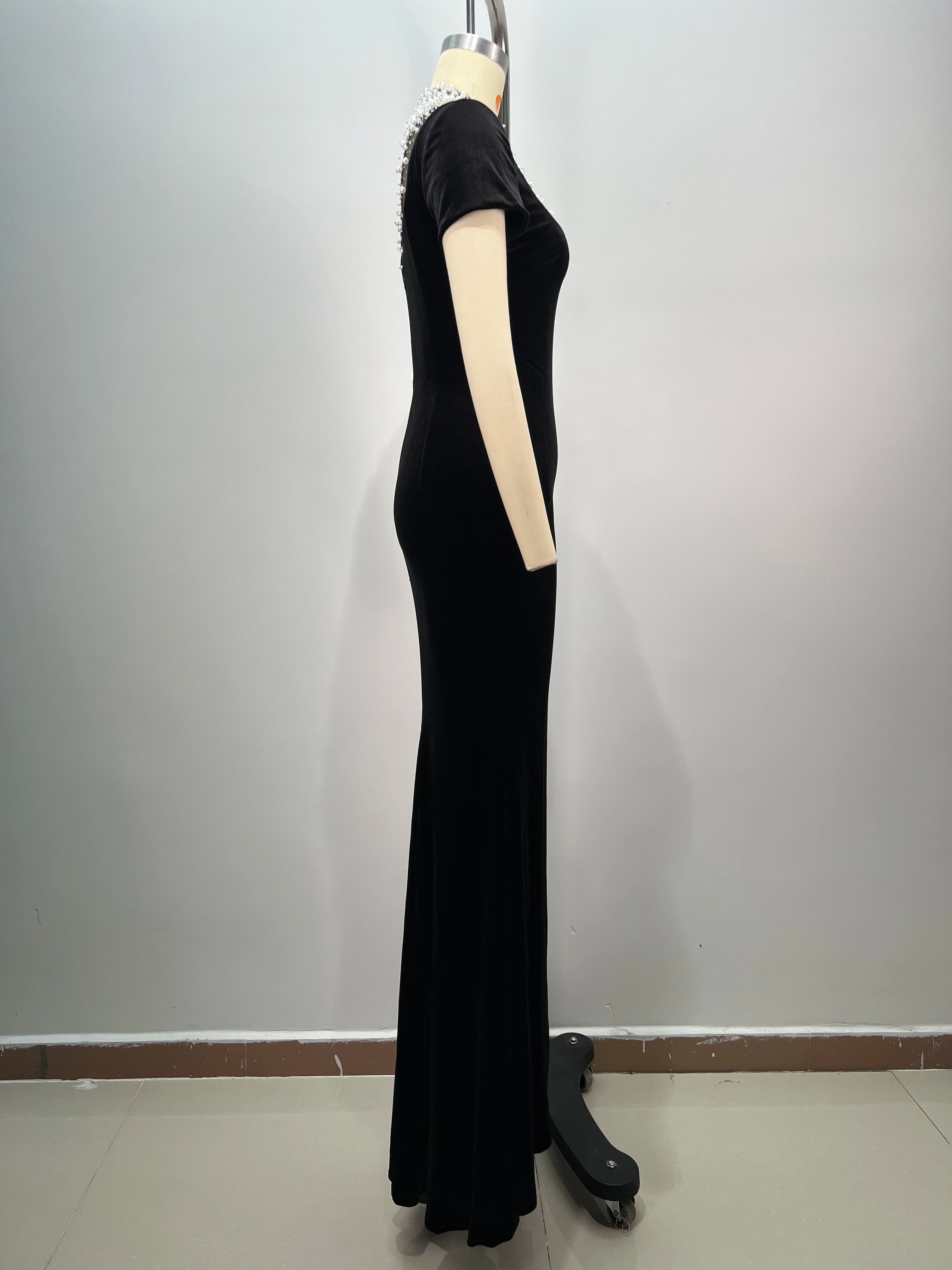 High Quality Women Short Sleeve Pearl Beading Velvet Bodycon Long Dress Elegant Evening Party Celebrate Cocktail  Dress