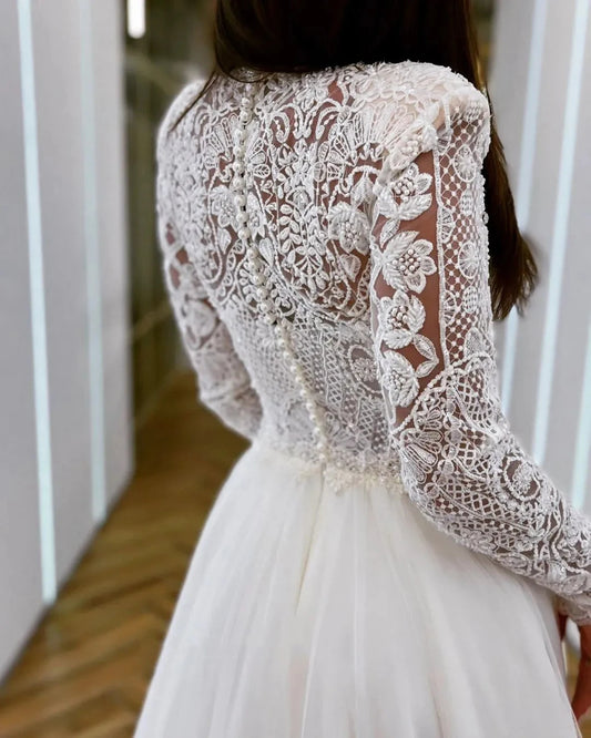 Boho Romantic Wedding Dresses Mermaid High Neck Long Sleeves Exquisite Lace Appliques Princess Style Beach Mopping Bride Gowns