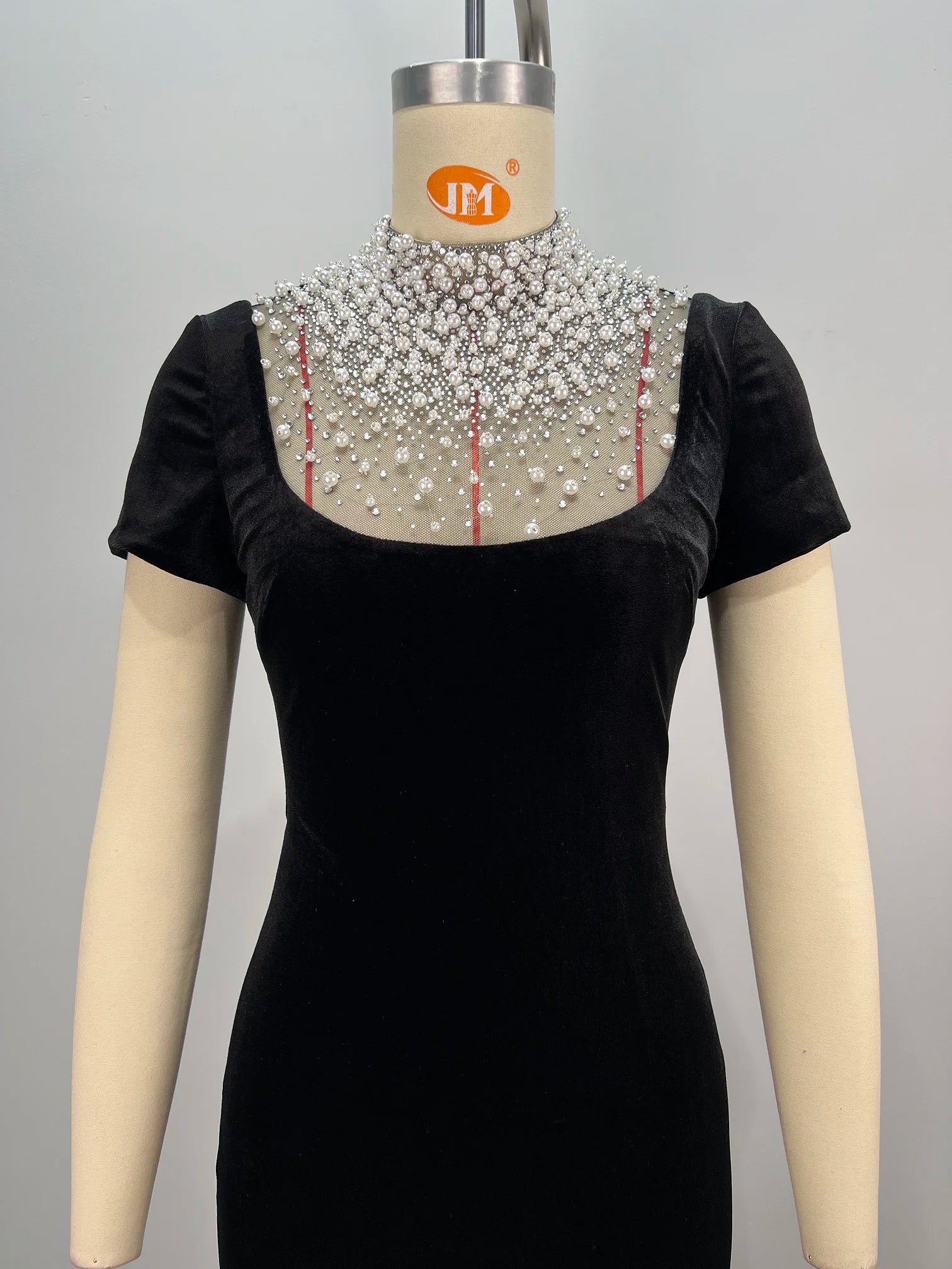 High Quality Women Short Sleeve Pearl Beading Velvet Bodycon Long Dress Elegant Evening Party Celebrate Cocktail  Dress